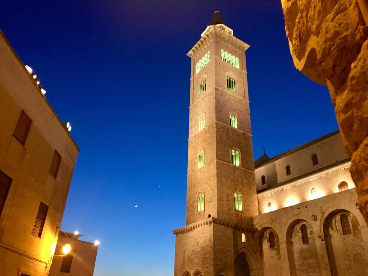 Palazzo Filisio - Regia Restaurant Hotel Trani Exterior photo